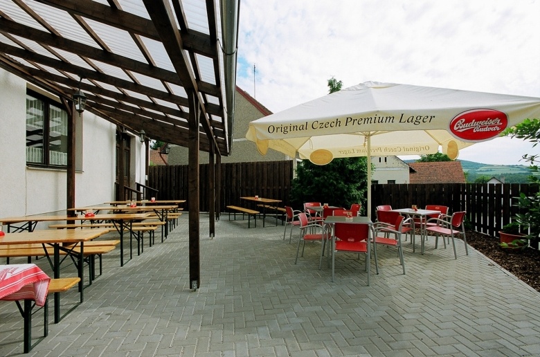 Letn&iacute; zahr&aacute;dka